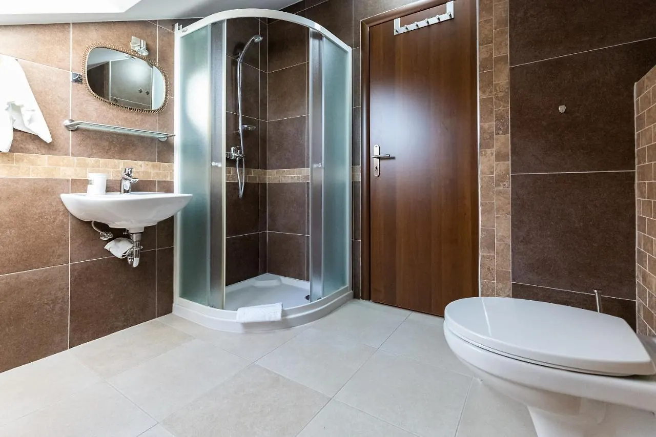 Stone House Apartment Lovinac